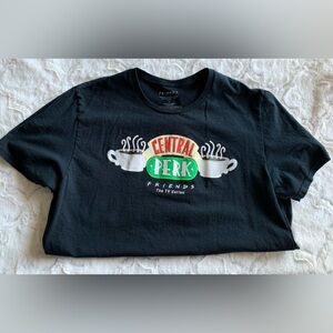 Central Perk “Friends” tshirt